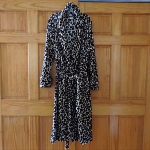 Women's Robe size 3X (22W- 24W)Animal print🐯,Colour Tan/Brown/Black